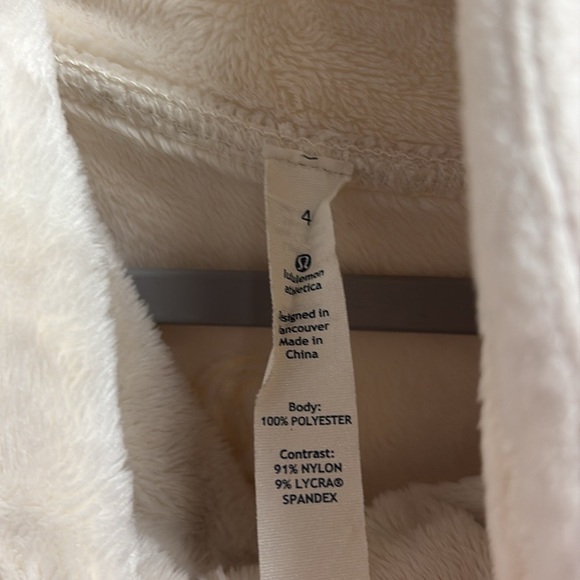 Lululemon Don't Hurry Be Happy Cowl Neck Pullover Sweatshirt Polar Cream Size 4 - Picture 9 of 9